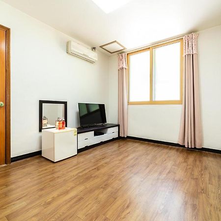 Hooni Guest House & Motel Gurye Екстер'єр фото