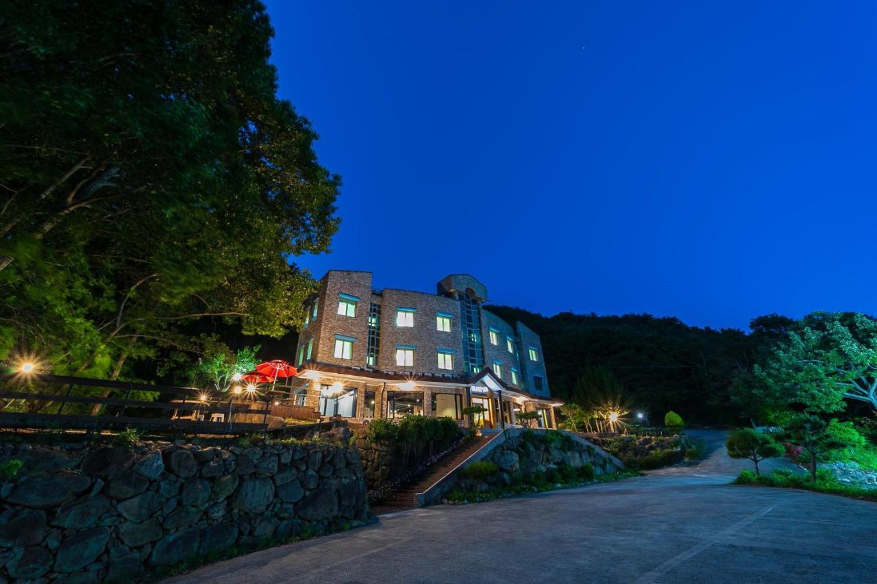 Hooni Guest House & Motel Gurye Екстер'єр фото
