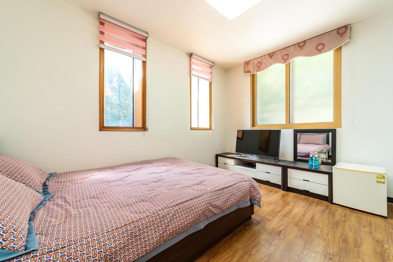 Hooni Guest House & Motel Gurye Екстер'єр фото