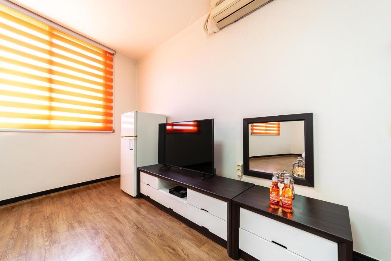 Hooni Guest House & Motel Gurye Екстер'єр фото