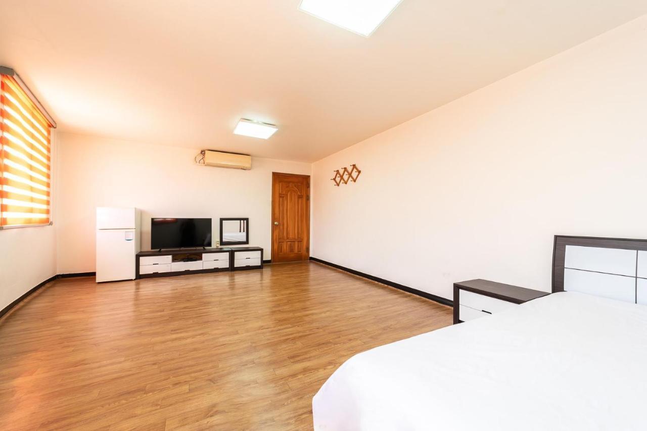 Hooni Guest House & Motel Gurye Екстер'єр фото